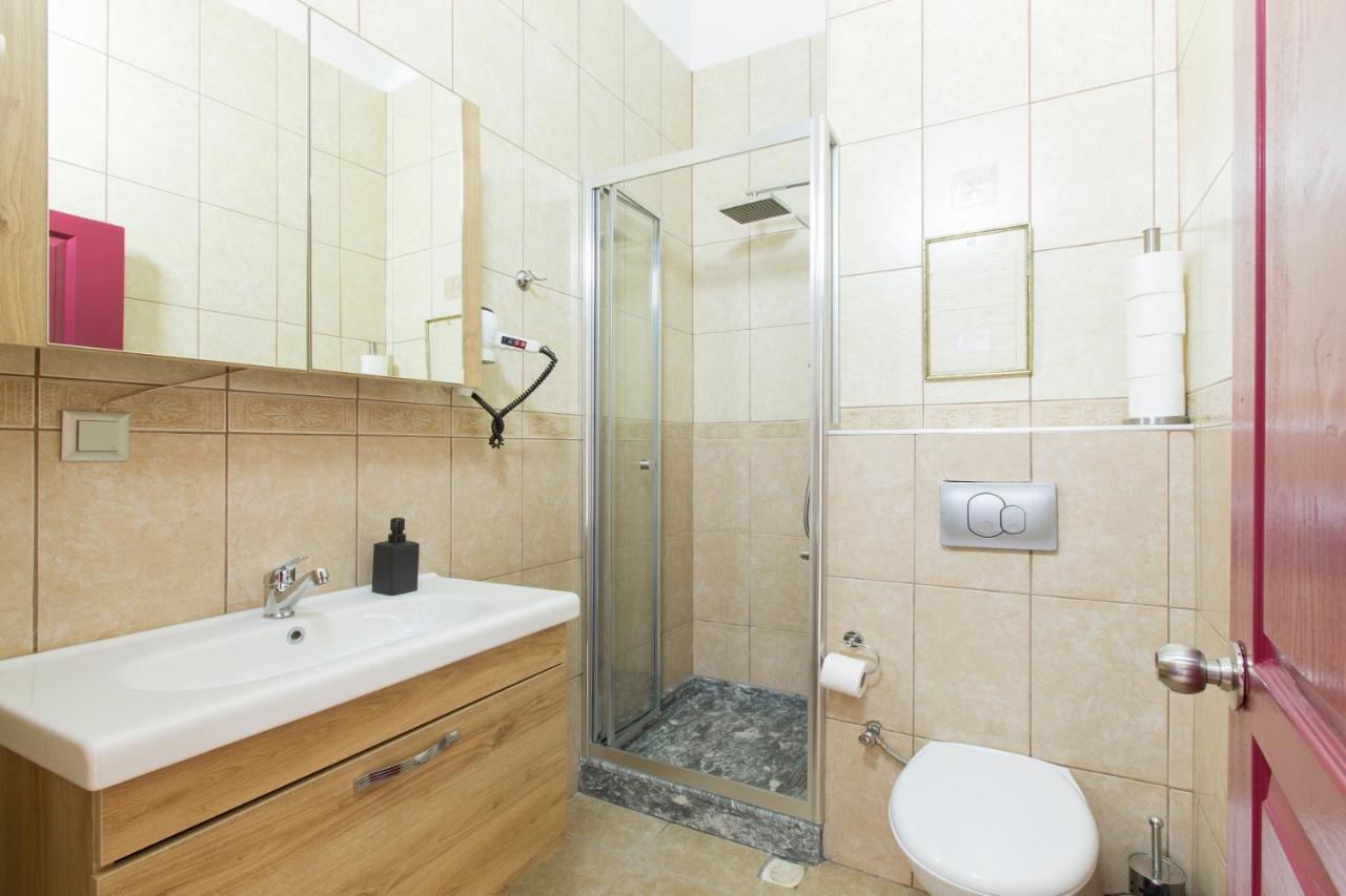 Otel Istiklal *